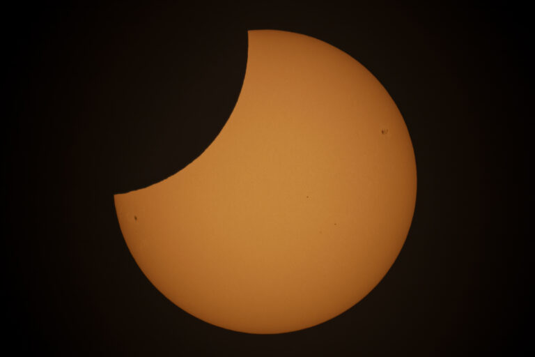 29 Marzo 2025: Eclissi Parziale di Sole